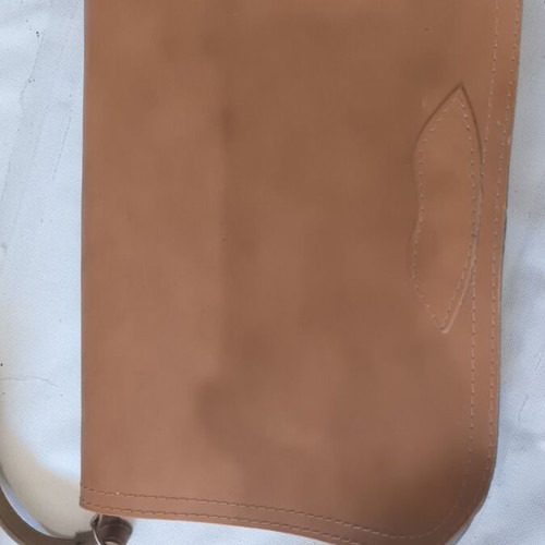 Leather crossbody bag like new from closed store