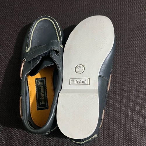 Timberland boys leather moccasins size 29 like new blue