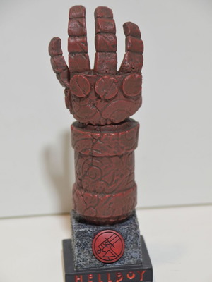 Hellboy Right Hand of Doom collectible figure used, 18 cm