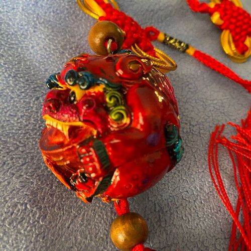 Taiwanese resin wall hangings set of three, new