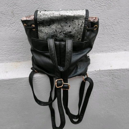 Sequin backpack like new, black and silver