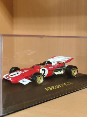 Μινιατούρα F1 Ferrari F312 B2 μεταχειρισμένη, κλίμακα 1/43, 1972 Niki Lauda