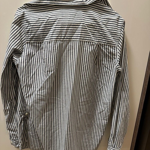 Gap women's shirt small like new