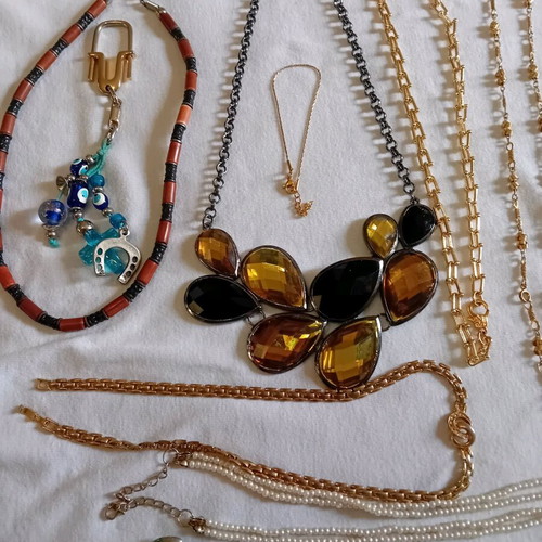 Bijoux used, assorted pack