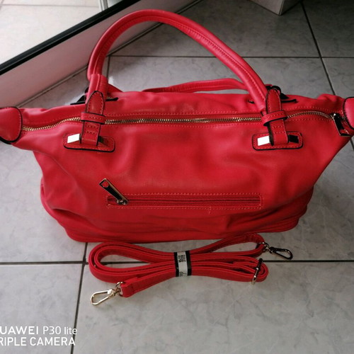 Women's red handbag like new
