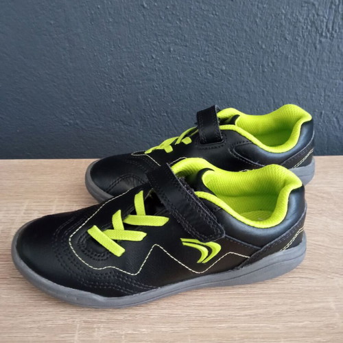 Clarks Award Fly O Kids' Shoes used, size 29