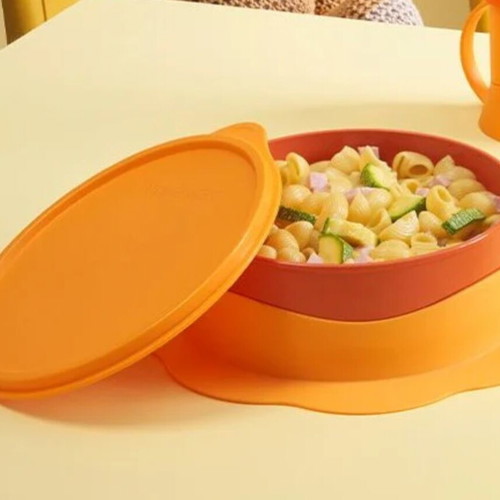 Tupperware toddler plate 500 ml new with non-slip base and lid