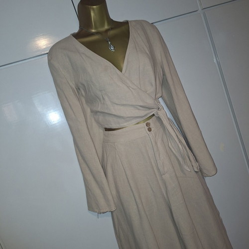 Zara woman beige linen set with wrap top and trousers, medium size