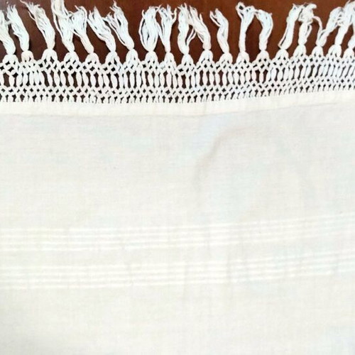 Vintage handmade cotton woven tablerunner with macramé and fringes like new
