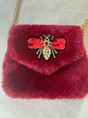 Children's furry bag like new, burgundy