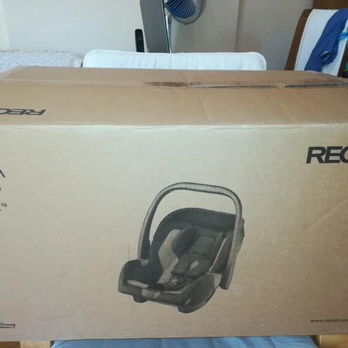 Recaro Privia car seat 0-13 kg grey/black with SmartClick Isofix base