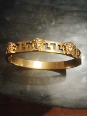 Vercage women's bracelet gold color like new