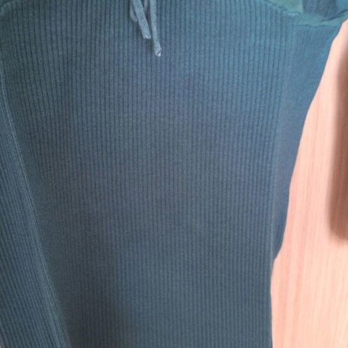 Women's blouse with batwing sleeve like new, green