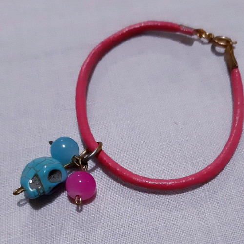 Skill bracelet new, pink genuine leather with charms