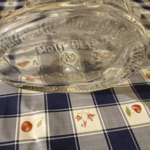 Glass Soviet vase fish design like new, thick glass