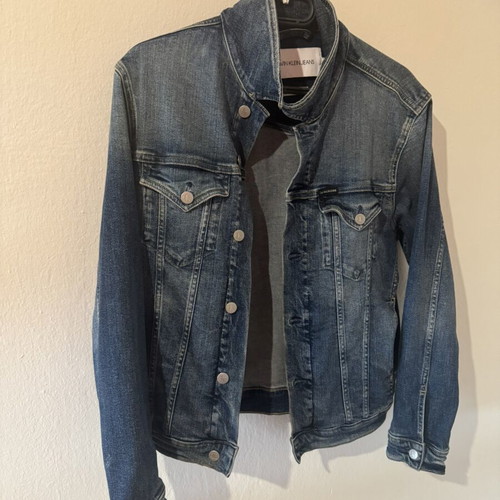 Calvin Klein Jeans denim jacket like new, size small, blue