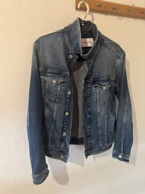 Calvin Klein Jeans denim jacket like new, size small, blue