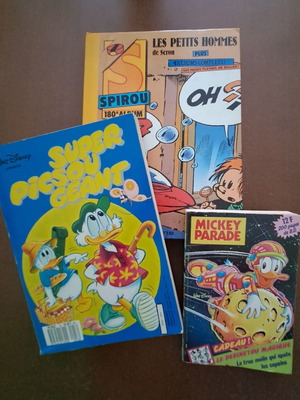 French collectible comics like new, Mickey Parade, Super Picsou Geant, Spirou album