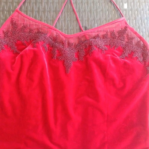 Raxevsky Medium crop top red velvet like new