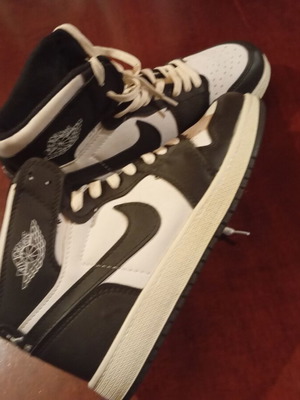 Nike sneakers boots, black and white, size 40
