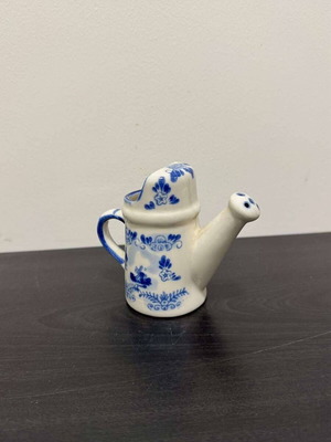 Vintage mini watering can like new