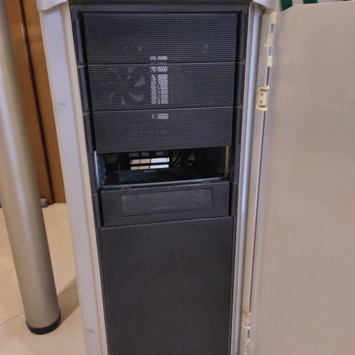 Tower CoolerMaster Cosmos 1000 used PC case