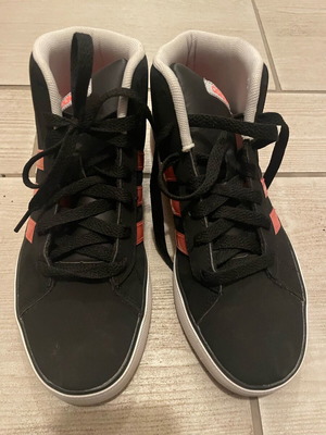 Adidas Boots Like New Black and Pink Size 38