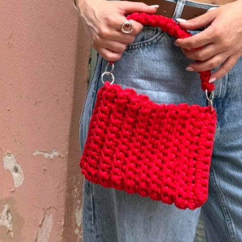 Handmade knitted bag with extra shoulder handle, red