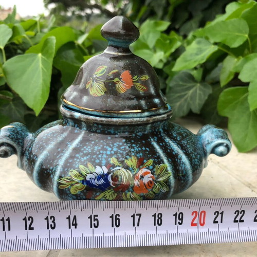 Vintage porcelain sugar bowl like new, Italian with floral designs