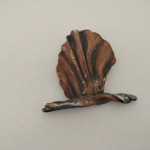 Bronze decorative sculpture used with oxidation