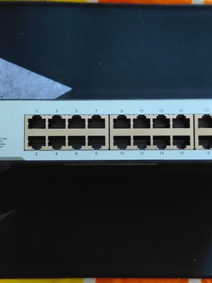 D-Link DGS-1100-24V2 Managed L2 Switch used with 24 Gigabit Ethernet ports