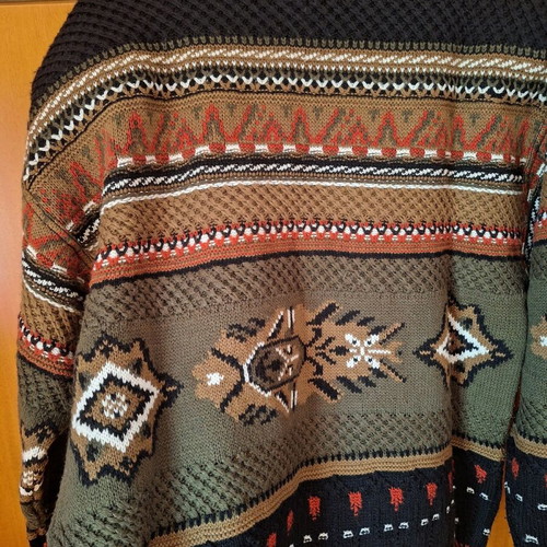 Braggi men's knitted cardigan like new, size M, vintage style