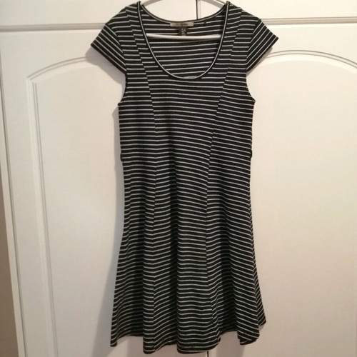 Attrativo dress used, black and white, size S
