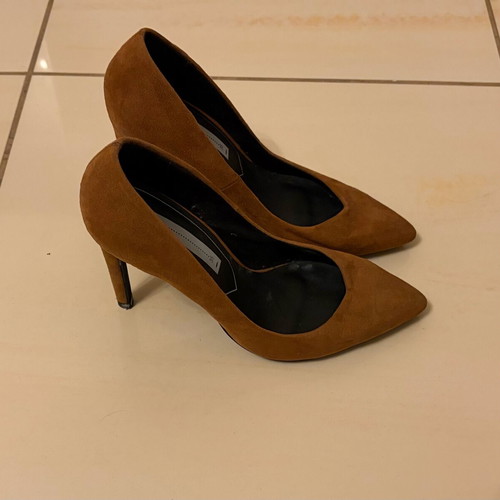 Bershka pumps size 35 like new, 10 cm heel