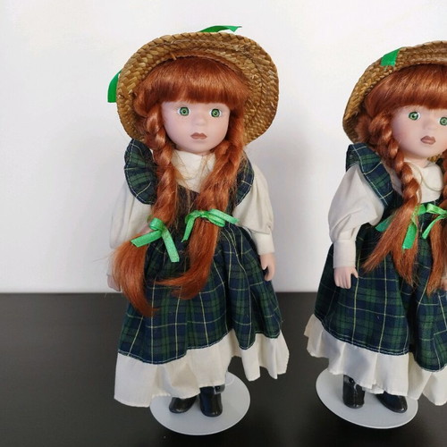 Porcelain doll pair like new, height 30cm