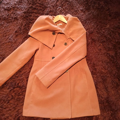 Camel mid-length coat like new, size M