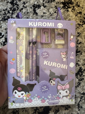Kuromi school set new