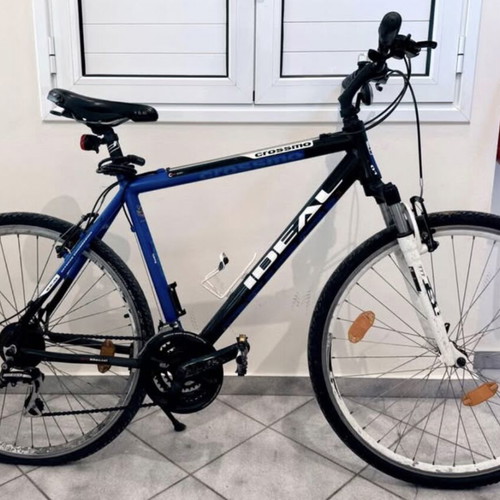 Ideal Crossmo bicycle like new, trekking with 21 speeds and front suspension