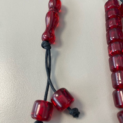Collectible worry beads with red transparent beads 29.5 cm like new