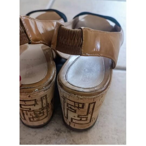 Fendi peep toe wedge sandals used, size 38, beige and black