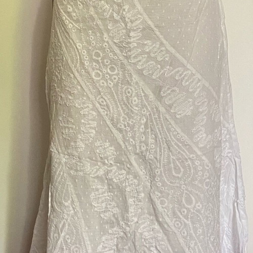 Mark and Spencer women's midi skirt like new, white, size L