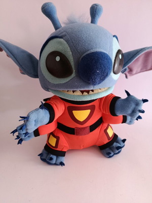 Disney Lilo & Stitch 2 IN 1 Switchin' Stitch 2002 like new