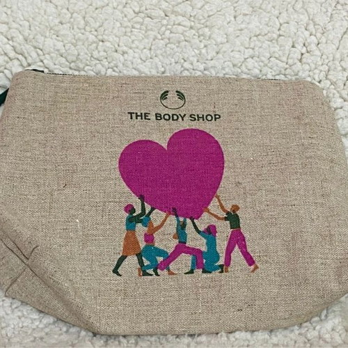 The Body Shop toiletry bag like new, pink and beige