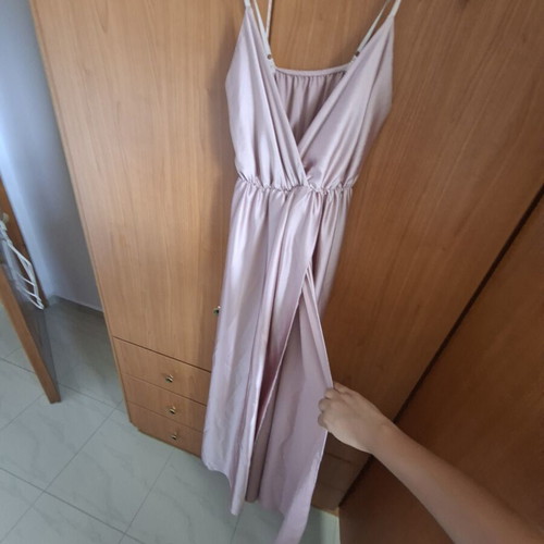 Dress pink, like new, airy with slit