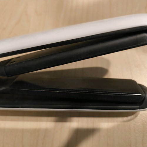 Remington Air Plates Compact Hair Straightener like new