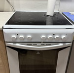 Indesit oven used