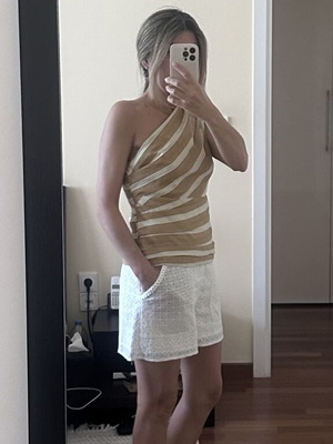 Zara Viral Asymmetric Striped One-Shoulder Top like new, size S
