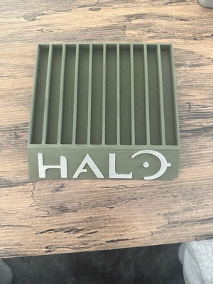 Halo stand for Xbox games 3D printed, like new