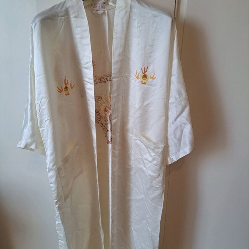 Geisha Costume Golden Dragon 100% silk like new, size M