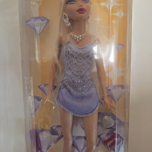 Mattel My Scene Hollywood Bling Kennedy Doll new